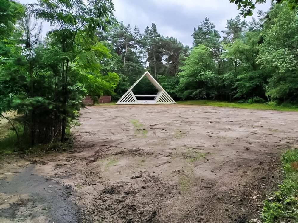 Draaimolen Tilburg graszoden 2